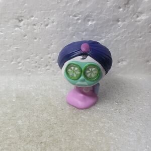 Disney Doorables Yzma Ultra Rare Let’s Party Emperor’s New Groove Mini Figure
